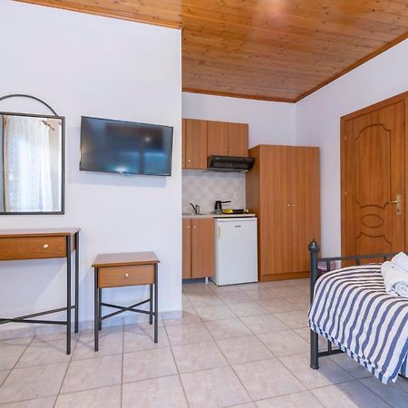 Sofias Studios East Home Neos Marmaras Dış mekan fotoğraf