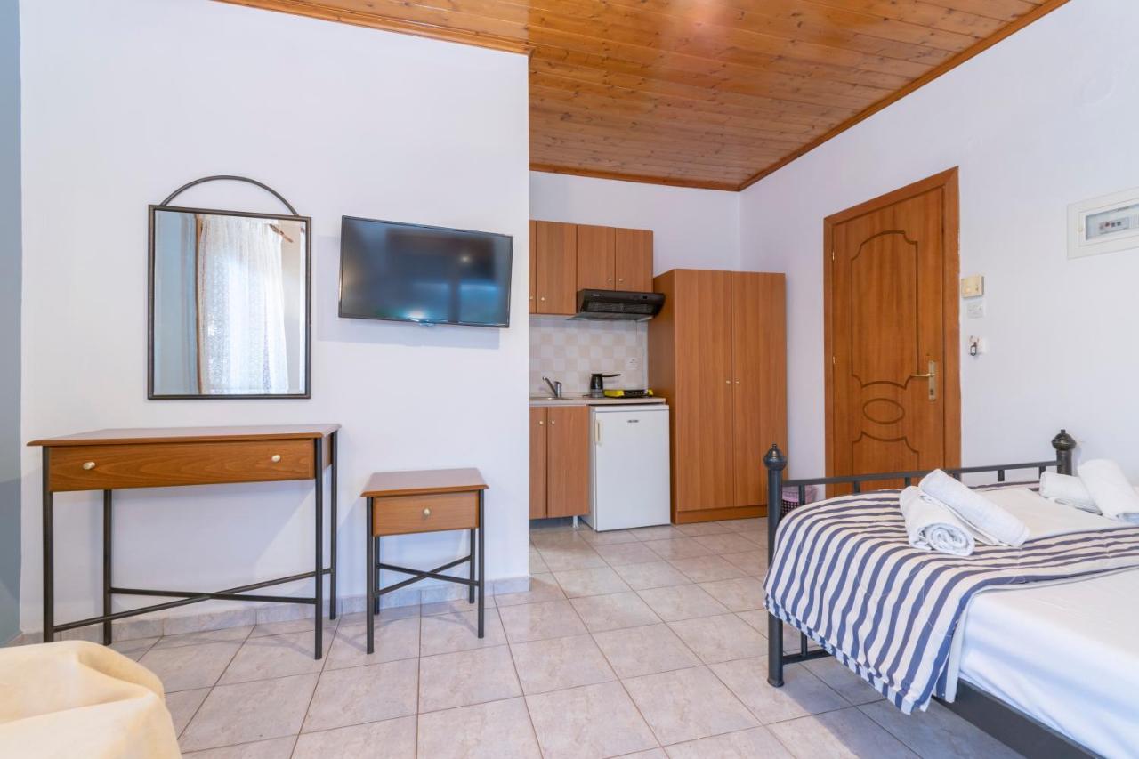 Sofias Studios East Home Neos Marmaras Dış mekan fotoğraf